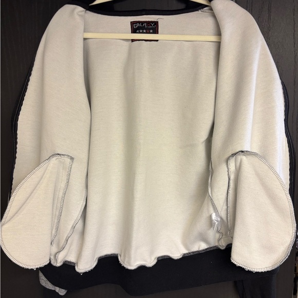 Galaxy By Harvic Heather Gray and Black Sweatshirt Zip Up Hoodie - Picture 3 of 4